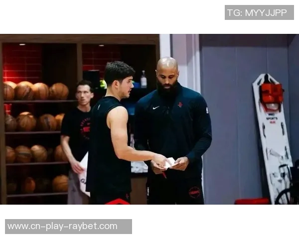 范乔丹伤退或致夺冠难度加大KD难以独自应对火箭三分威胁 范乔丹伤退或致夺冠难度加大KD难以独自应对火箭三分威胁