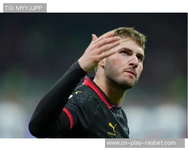 卡萨诺批评莱奥年年空谈表现不佳26岁已不再年轻需加倍努力 卡萨诺批评莱奥年年空谈表现不佳26岁已不再年轻需加倍努力