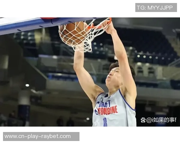 杨瀚森防守表现不佳面对挡拆和波斯特三分显得犹豫不决