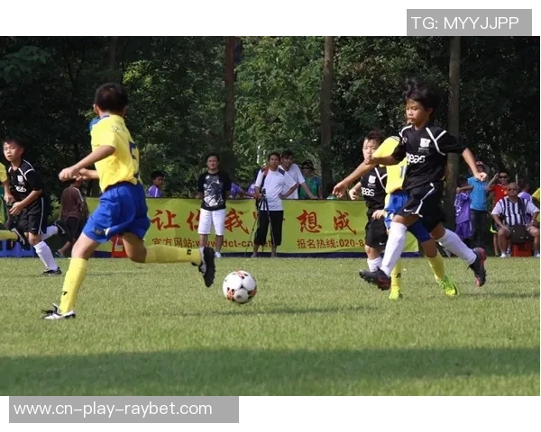 意甲小球队携梦想启程足球旅游新模式引发热议 意甲小球队携梦想启程足球旅游新模式引发热议