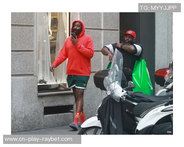 詹姆斯夫妇亲临现场支持洛杉矶道奇队精彩比赛未赴客场 詹姆斯夫妇亲临现场支持洛杉矶道奇队精彩比赛未赴客场