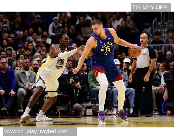 小卡首次背靠背出战热火雷霆无时间限制展现全力状态