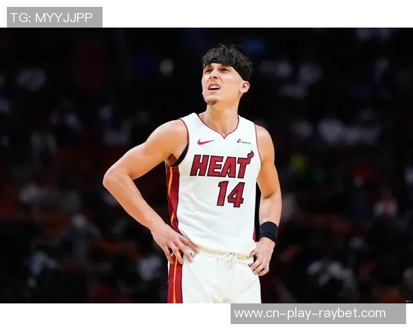 30天30队热:探讨希罗维金斯阿德巴约在球队中的角色与定位 30天30队热:探讨希罗维金斯阿德巴约在球队中的角色与定位