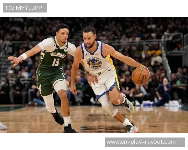 库里表现起伏不定末节失误致球队失利27分6板4助难掩遗憾