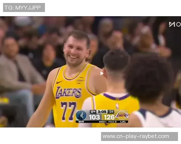 东契奇轻松战胜雷迪克玩匹克球引发笑声让他气坏了真是太有趣了 东契奇轻松战胜雷迪克玩匹克球引发笑声让他气坏了真是太有趣了